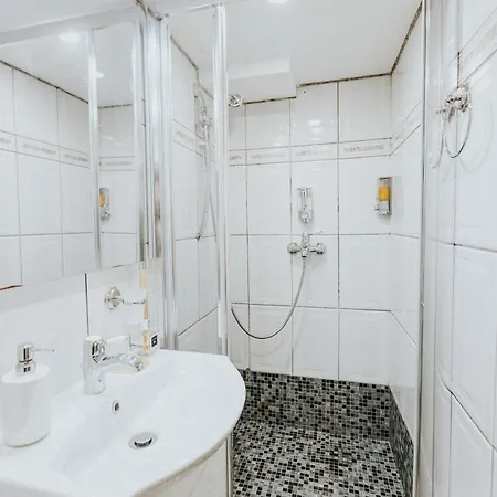 Apartment Republicii Rustic In Center